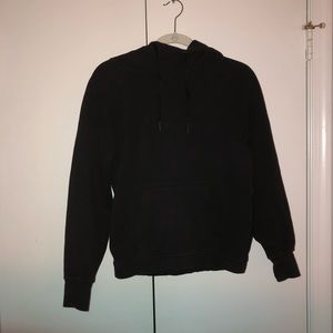 lululemon sweatshirt